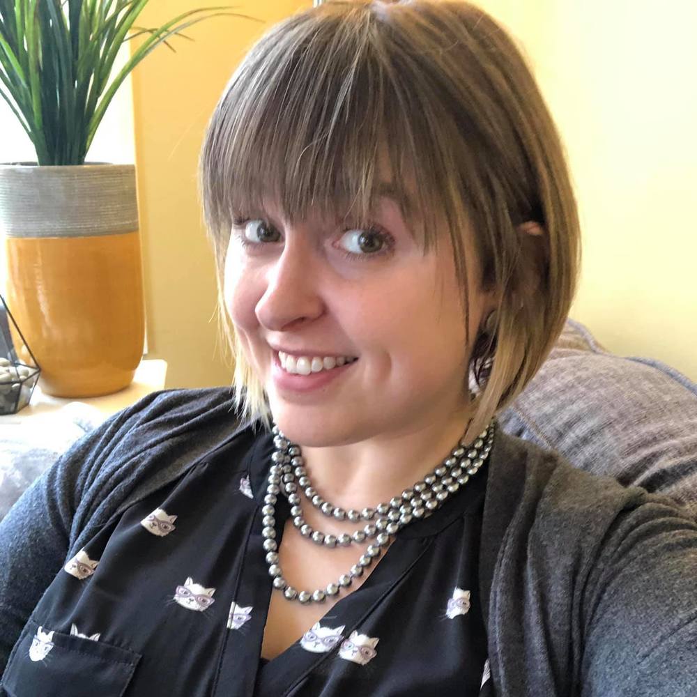 Meet your Posher, Emily